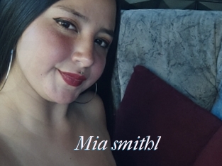 Mia_smithl